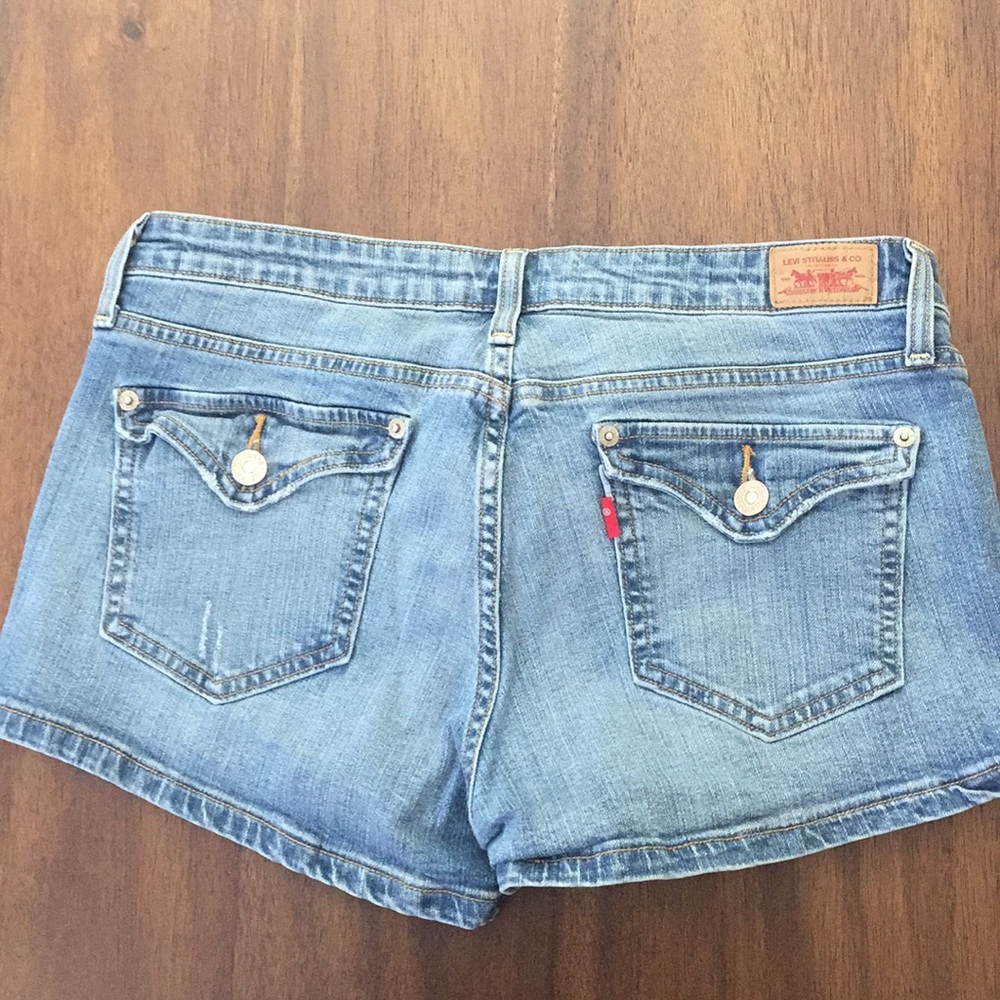 Levi’s denim shorts size 9 - Picture 2 of 7